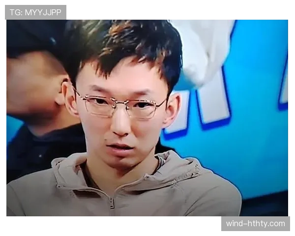 周琦这训练餐吃得比我家猫还干净，自律到让人怀疑他是不是偷偷开了养生账号